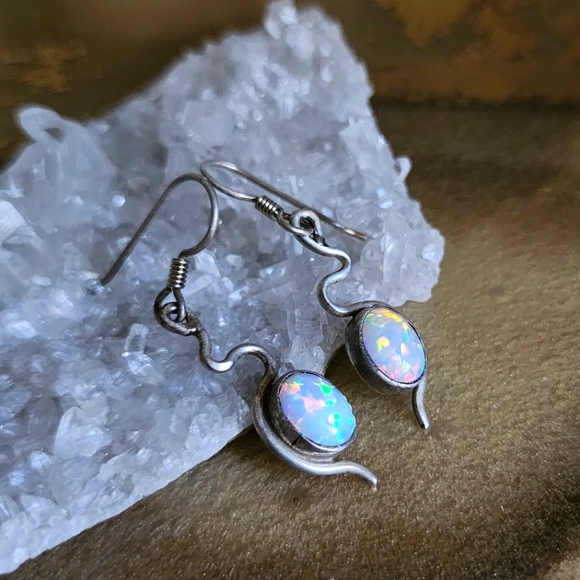 Jerry Harr Handmade Sterling Silver Lab Opal Dangle Earrings - Picture 1 of 5